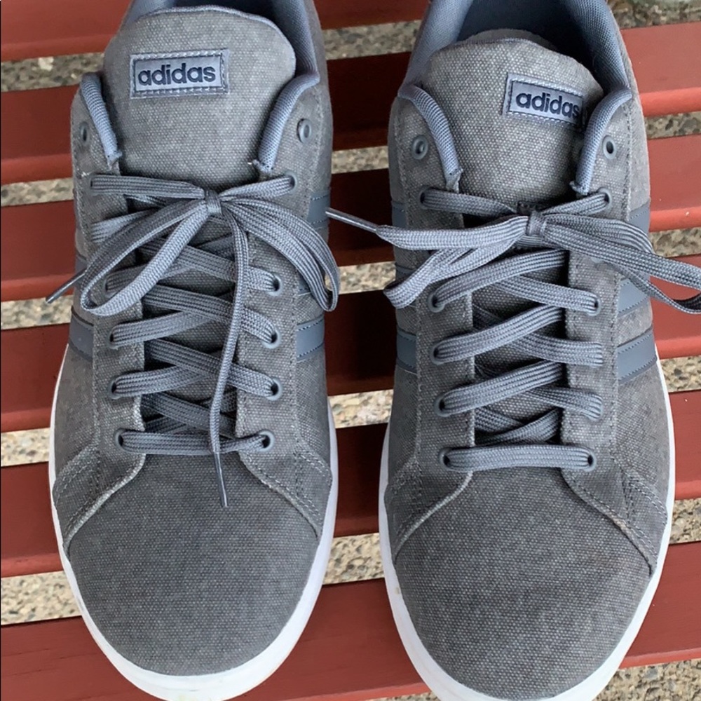 Adidas Court Sneaker